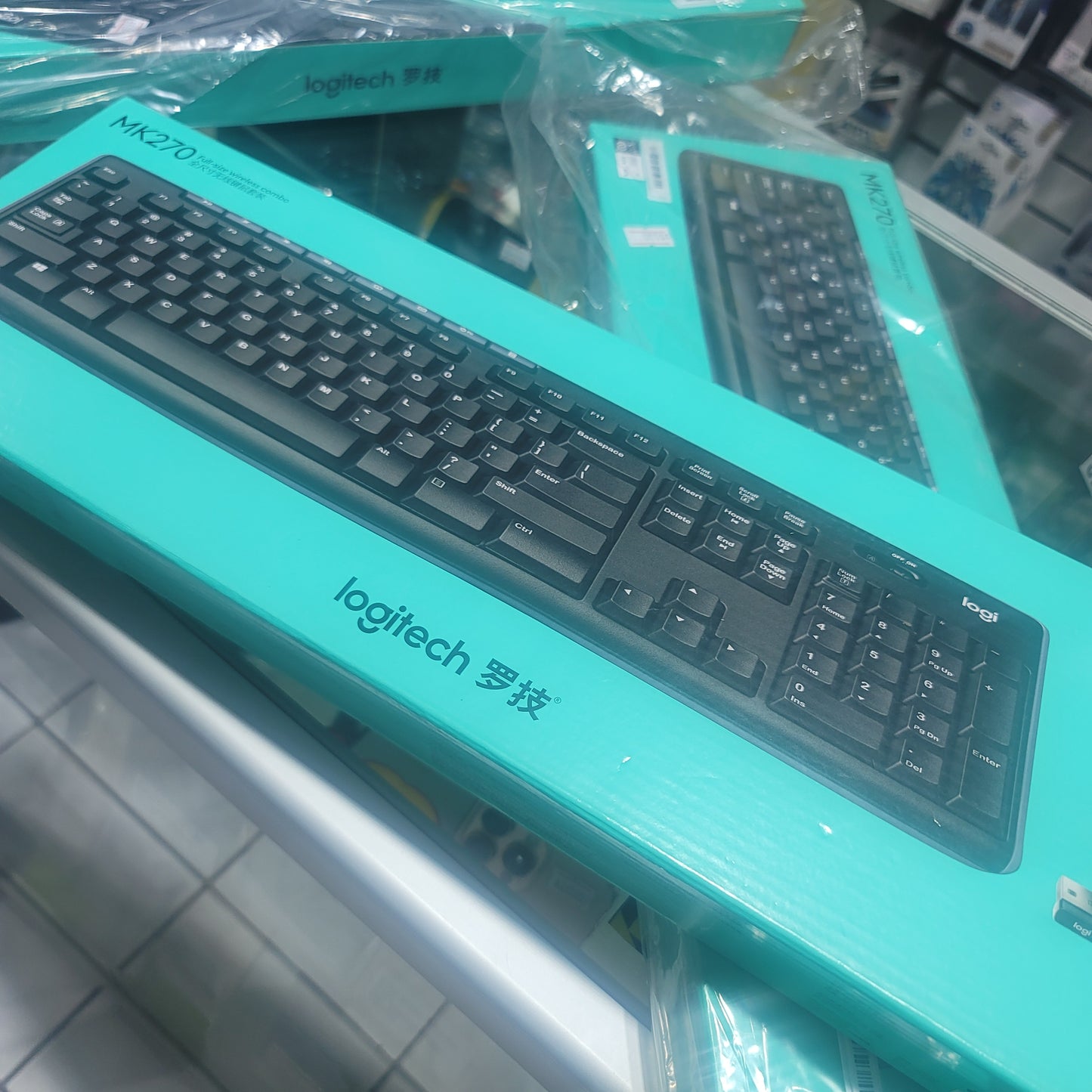 Logitech mk270 full-size wireless combo