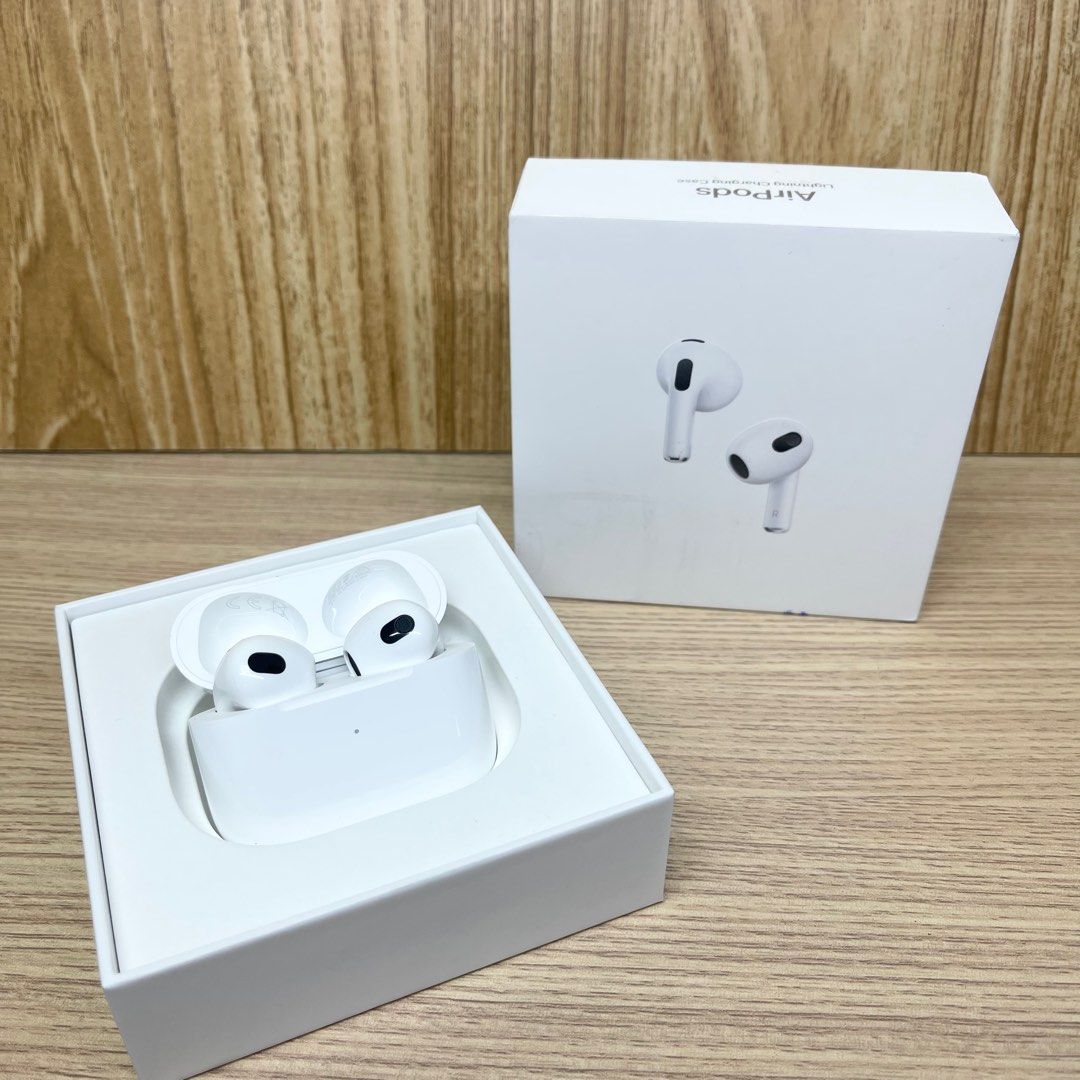 Apple AirPods 3rd Generation Wireless Headset With Charging Case