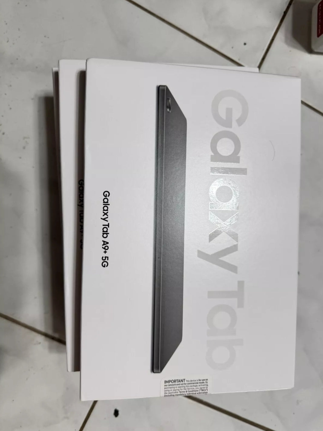 SAMSUNG Galaxy Tab A9 Plus 5G  64GB -New SEALED BOX - Sim-Card