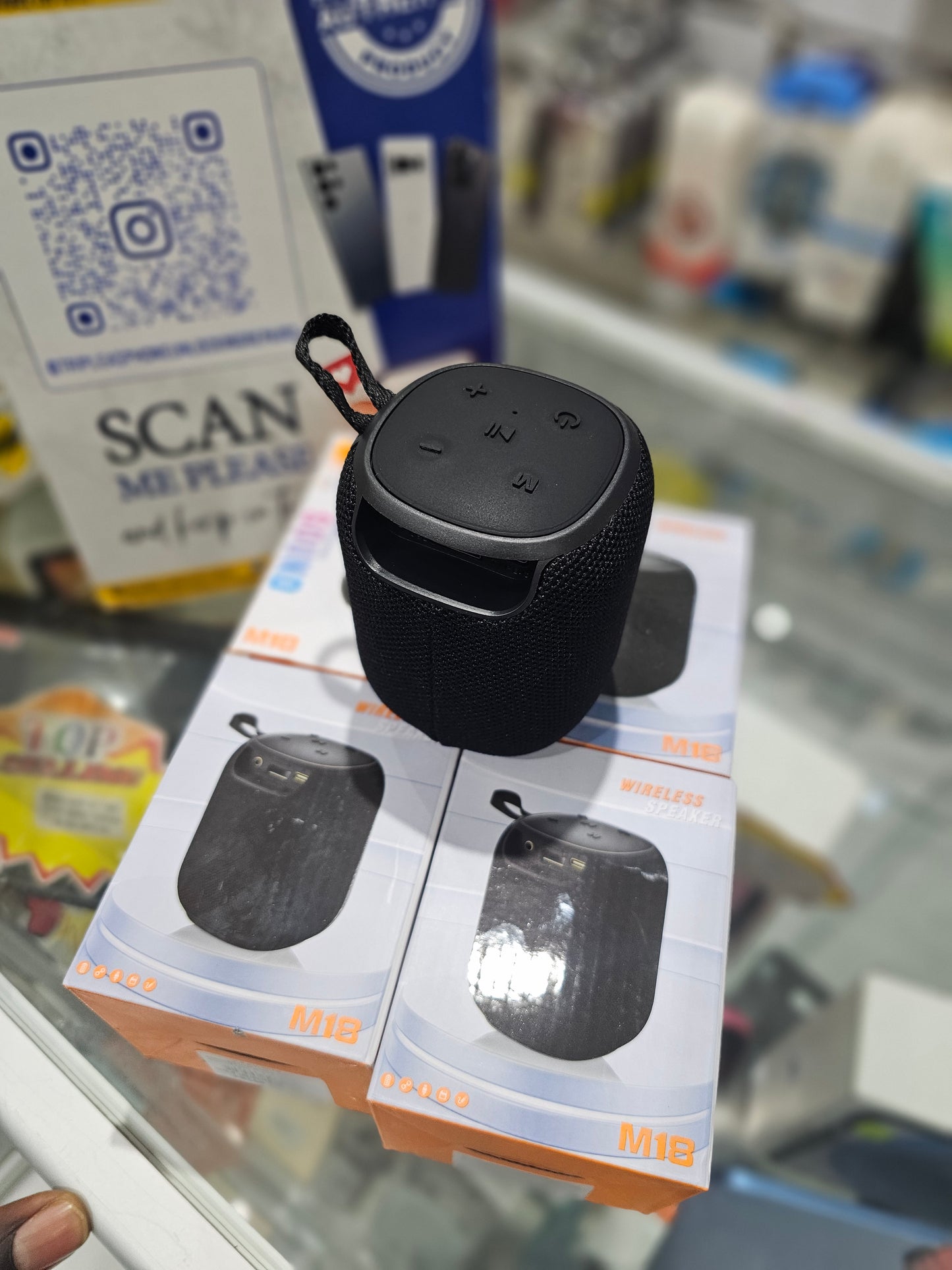 Wireless speaker m18